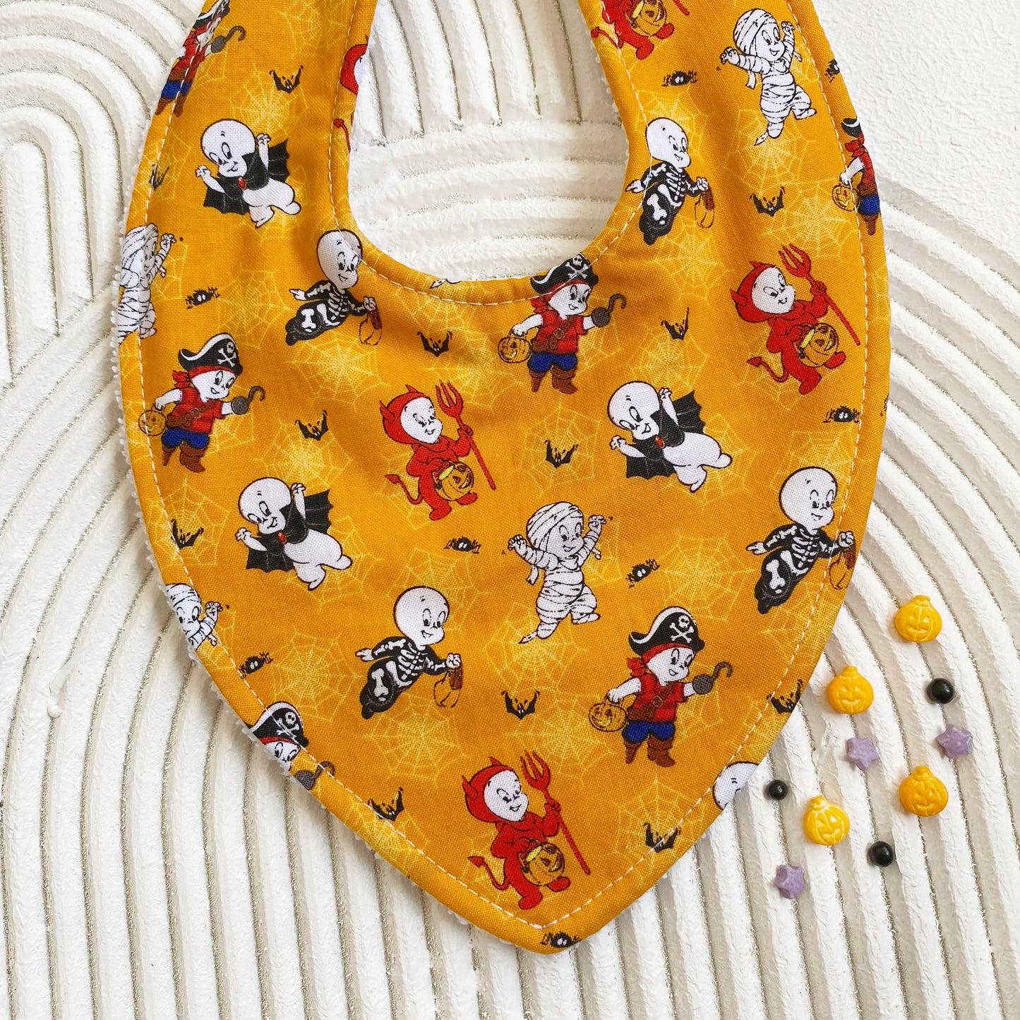 Casper Bib