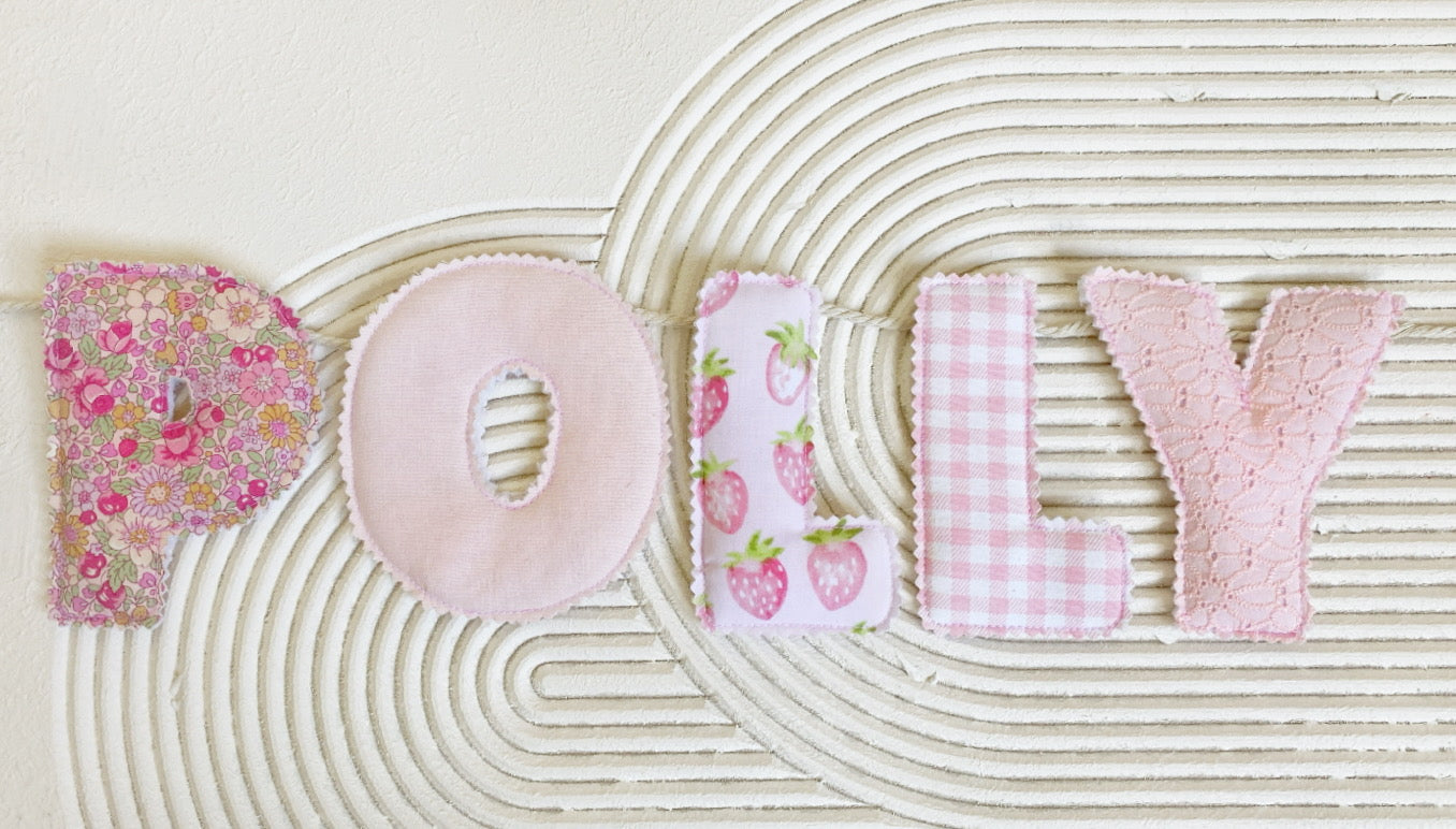 🍓 CUSTOM HANGING GARLANDS - $7 Per Letter