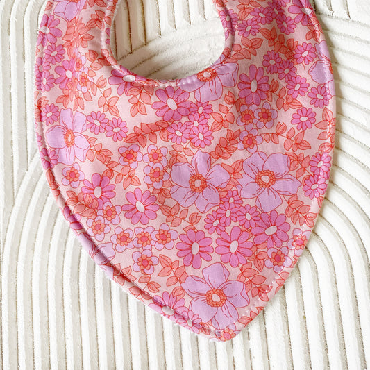 Nellie Bib