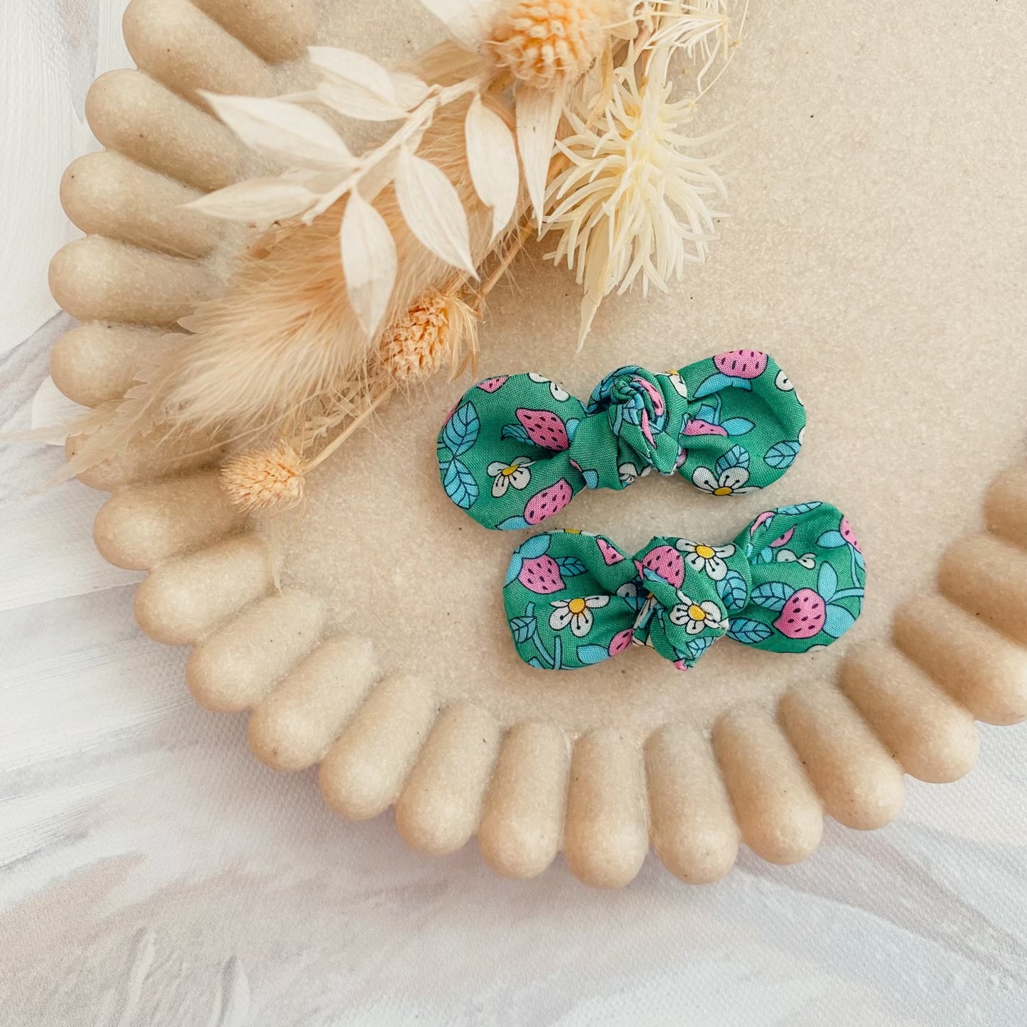 Nora Petite Pigtail Bow Set