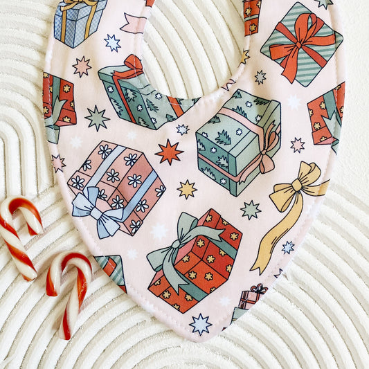 Pretty Presents Bib